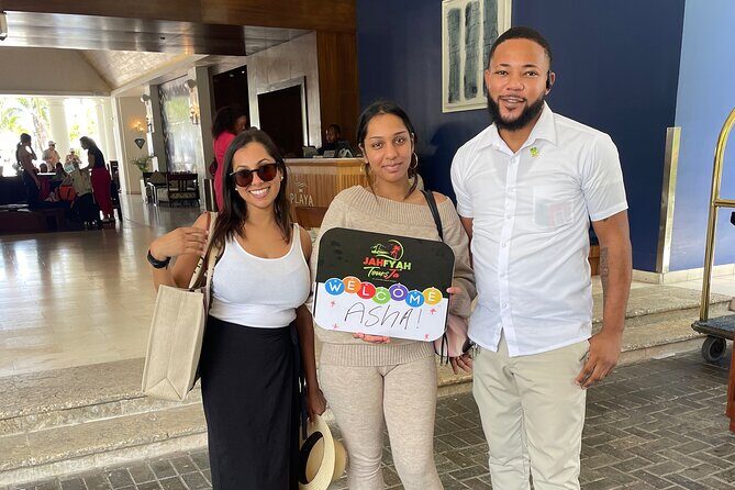 Hyatt zilara or ziva EXCLUSIVE private airport transfer services - Booking and Confirmation