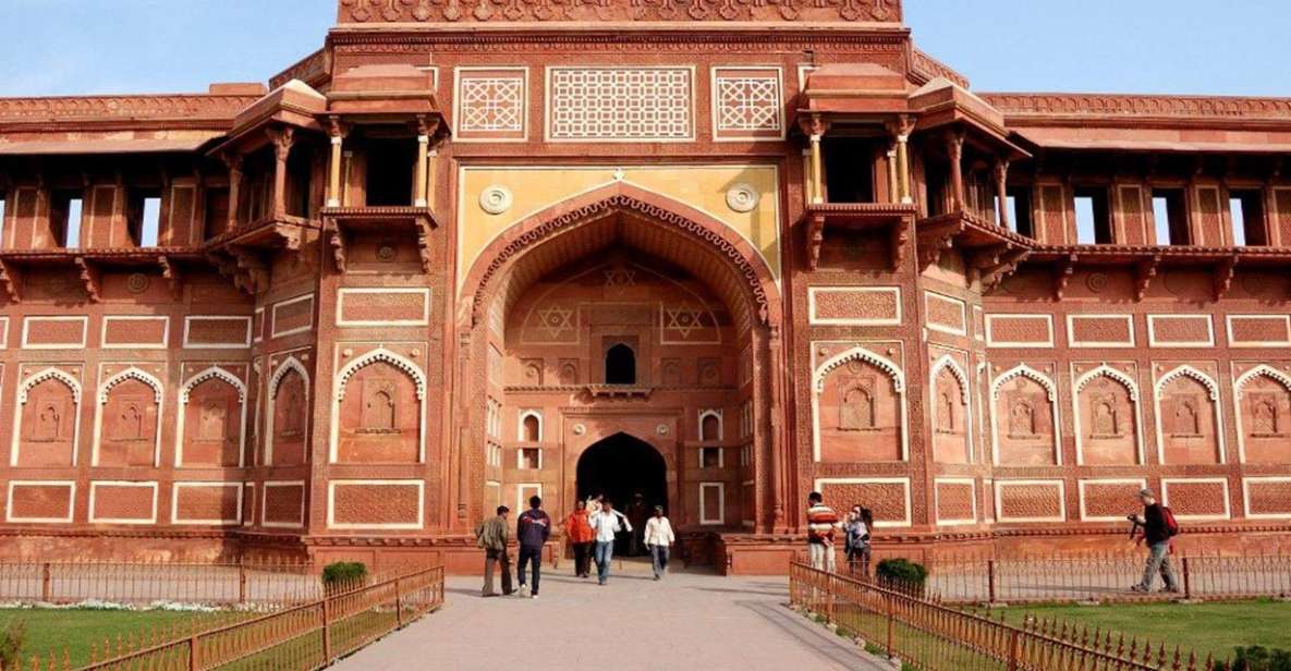 Hyderabad :Taj Mahal and Agra Private Guide Tour by Flight - Key Points