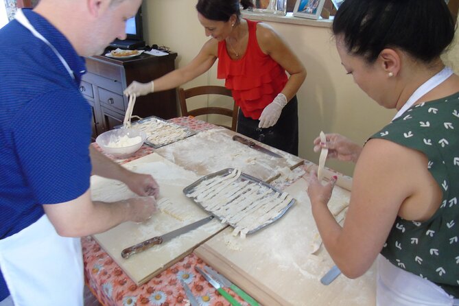 I Am Italian! Lunch and Cooking Demo in the Umbria Region, Full Day From Florence - Key Points