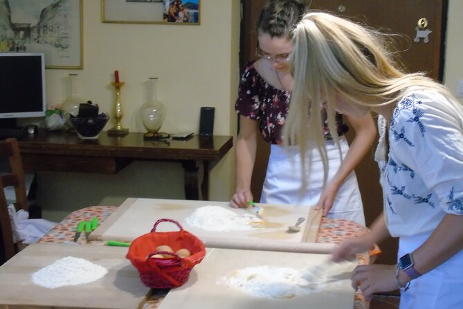 I Am Italian! Lunch and Cooking Demo in the Umbria Region, Full Day From Florence - Hands-On Cooking Experience