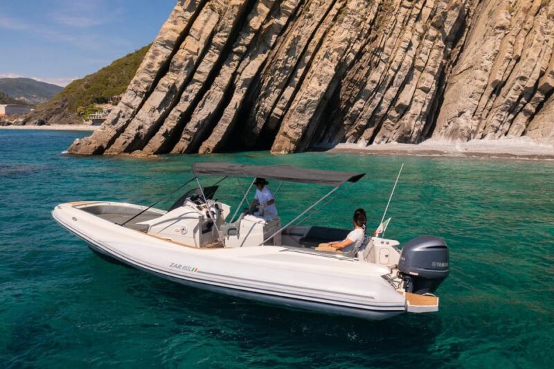 I Found My Love in Portofino, Boat Tour With Guide & Skipper - Included Amenities