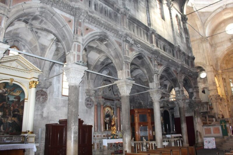 ibenik walking tour in one hour! - Detailed Breakdown of the Itinerary