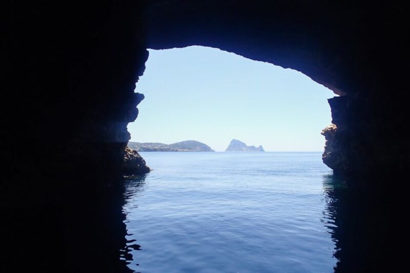 Ibiza: Beaches and Caves Instagram Boat Tour - Included Amenities