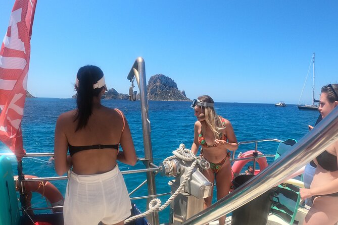 Ibiza Catamaran Cruise Es Vedrà Morning or Sunset - Positive Customer Reviews