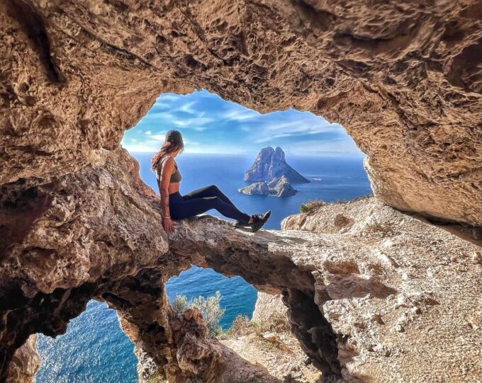 Ibiza: Combo Boat Trip, 4x4 Safari and Es Vedra Sunset Hike - Hiking to the Es Vedra Viewpoints