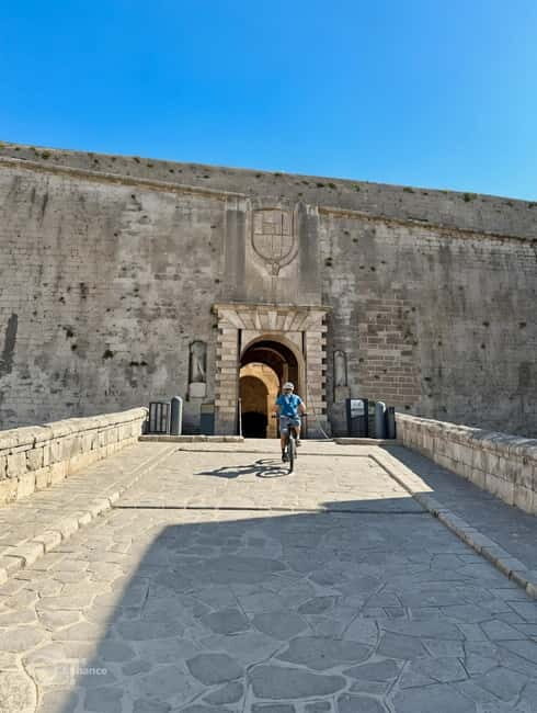 Ibiza E-Bike Tour: Explore Ibiza from the Cruise Terminal - An In-Depth Look at the Ibiza E-Bike Tour