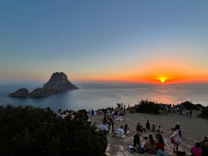 IBIZA: ES VEDRA SUNSET TOUR - Recommended Essentials and Accessibility