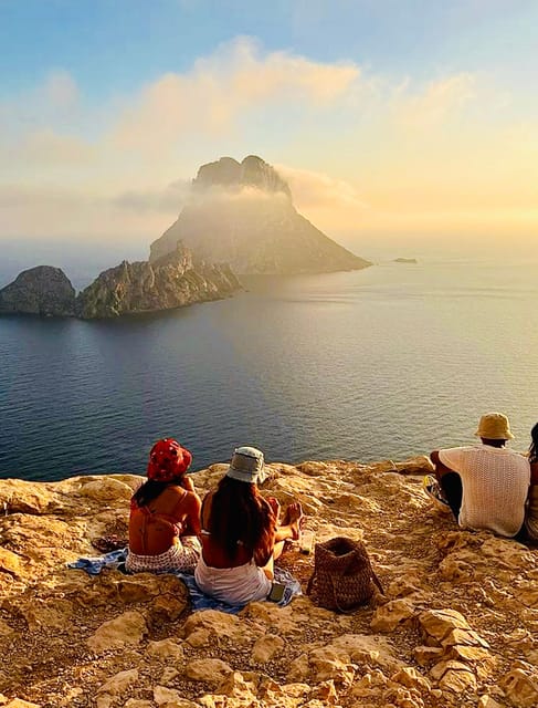Ibiza: Hidden Wonders Tour With Es Vedrà Viewpoint - Itinerary Highlights