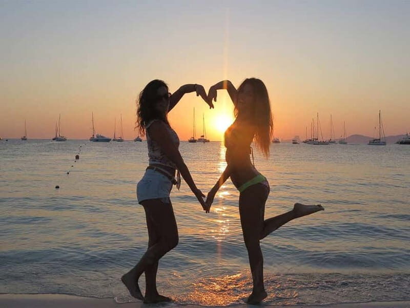 IBIZA Hippie Party Beach, Sunset & Mojitos - The Sum Up