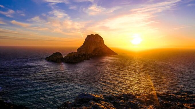 Ibiza: Midday or Sunset Sailing With Snacks and Open Bar - Meeting Points