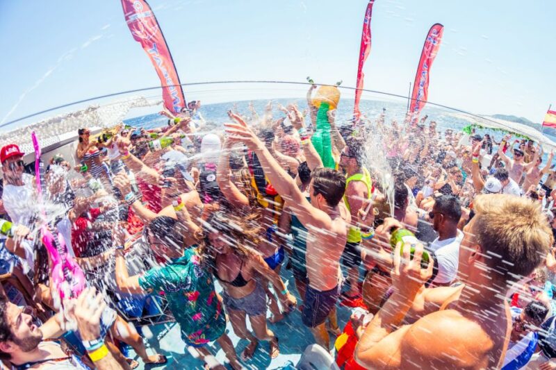 Ibiza: Ocean Club Boat Party With Premium Drinks, Food, & DJ - Live DJ and Party Atmosphere