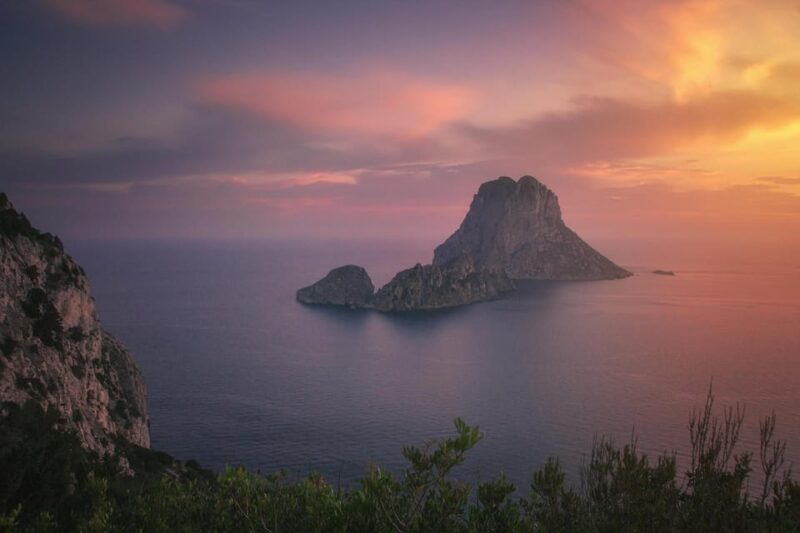 Ibiza Private Guided City Tour - Formentera Island and Nearby Coves