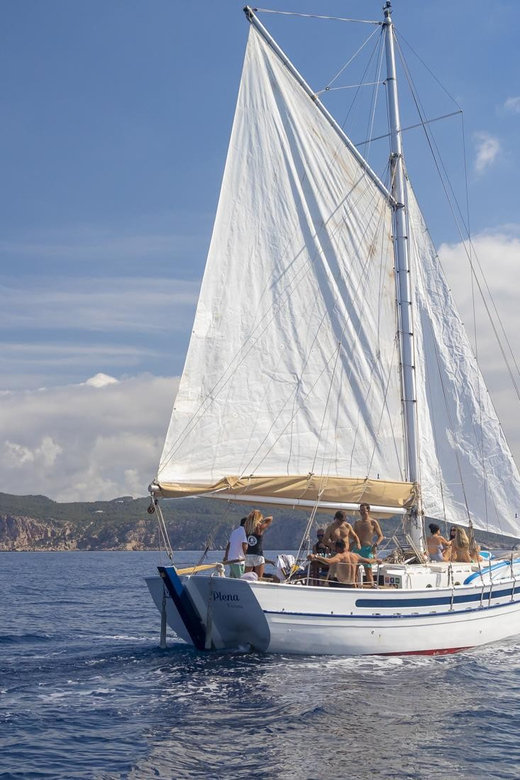 Ibiza: Private Sailboat With Premium Open Bar, Food & Music - Booking Information