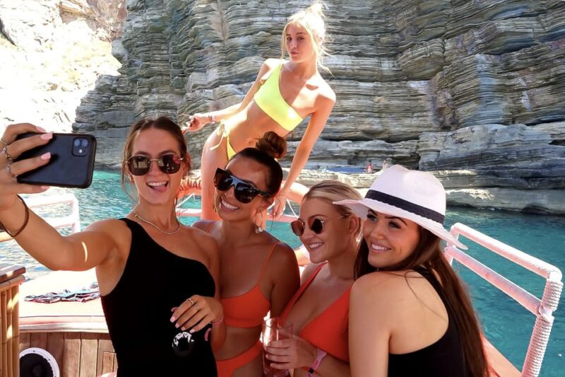 Ibiza: Sunset Boat Trip With Snorkeling, Kayaking, & Drinks - Boat Cruise and Safety Briefing