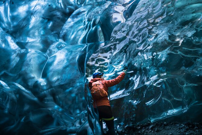 Ice Cave Small-Group Tour From Jökulsárlón - Tour Duration and Group Size
