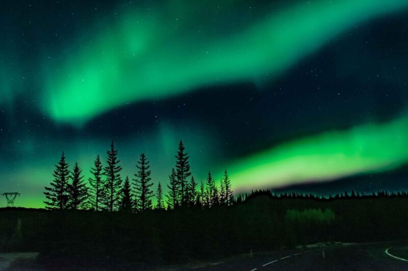 Iceland: Private Northern Lights Tour with Champagne - Who Is This Tour Best For?