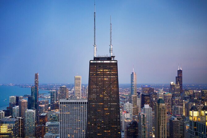 Iconic Action Film and Movie Locations 1 Day Tour in Chicago - The Sum Up