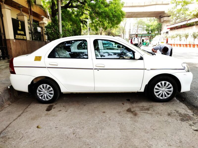 IGI Airport New Delhi: Private Hotel/Airport Transfer - Experience During Transfer