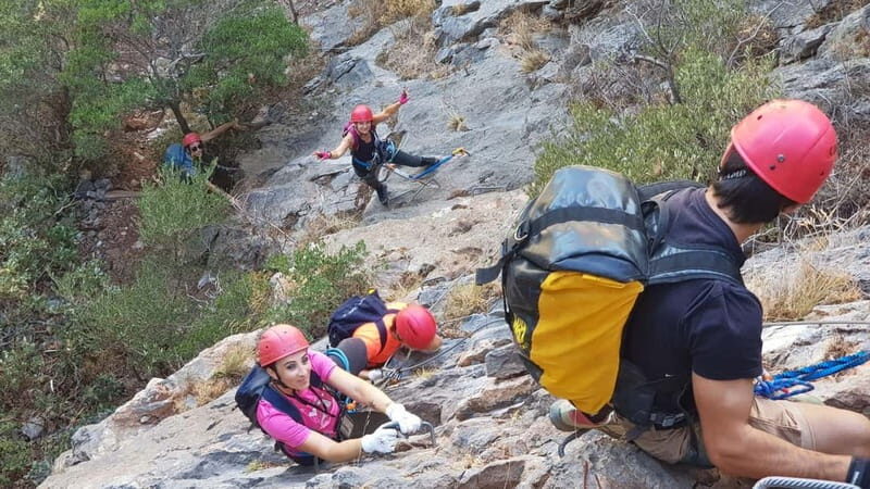Iglesias: Abseiling in the Gutturu Xeu Canyon - Iglesias: Abseiling in the Gutturu Xeu Canyon