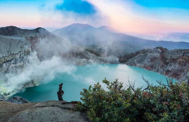 Ijen Crater Blue Flame Trek: Volcano & Sulfur Experience - Who Should Consider This Tour?
