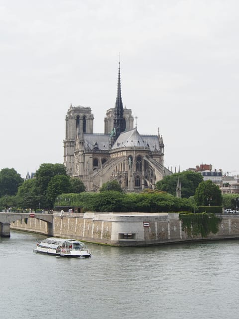 Ile De La Cite & Notre Dame Exterior | Guided Tour | 1h - Discovering the Cathedrals History
