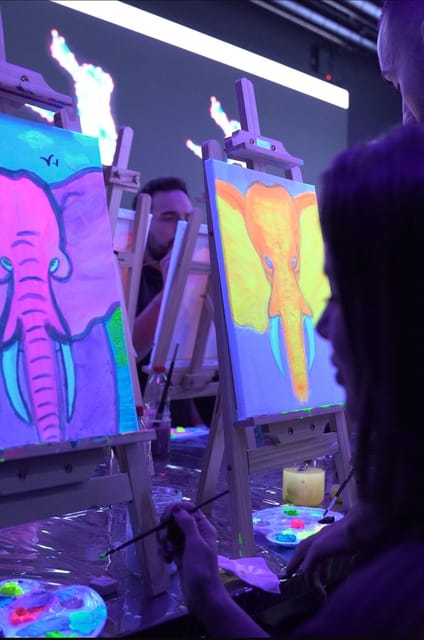 Immersive Art Experience With Unlimited Wine - Key Points