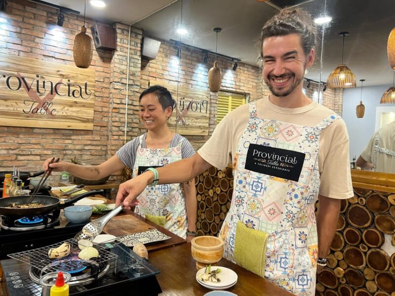 Immersive Cooking Class & BenThanh Market Tour By Local Chef - Key Points