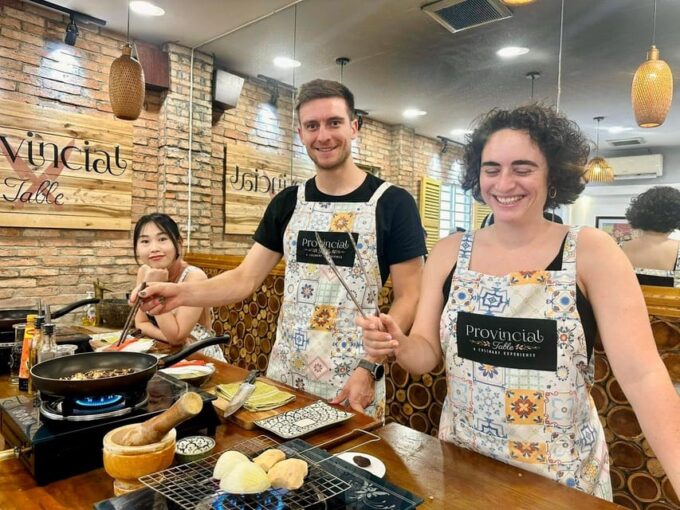 Immersive Cooking Class & BenThanh Market Tour By Local Chef - Customization and Dietary Options
