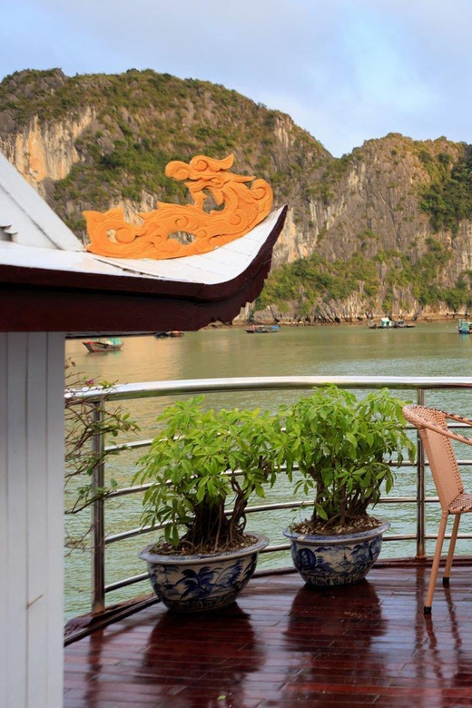 Immersive Halong Bay Cruise: 2 Days 1 Night - Included Amenities