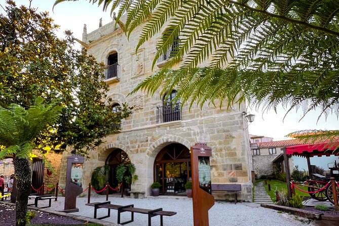 Immersive Visit to the Velarde Palace Museum - Educational Guided Tours
