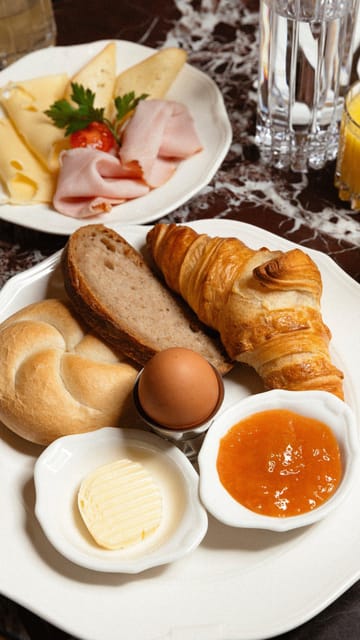 Imperial breakfast before your castle tour - Practical Details and Value