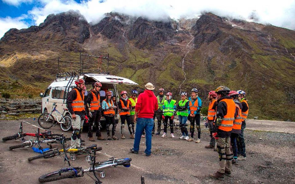 Inca Jungle Trek 3 Days 2 Nights - Inclusions and Exclusions
