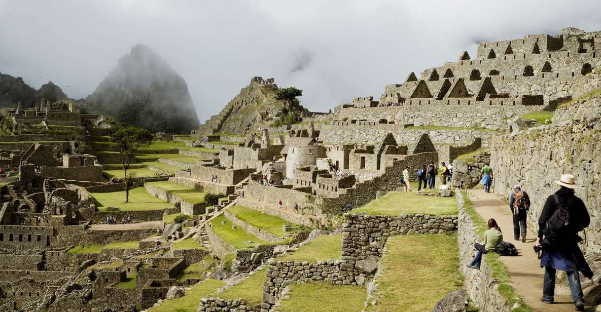 Inca Jungle Trek 4 Days 3 Nights - Key Points