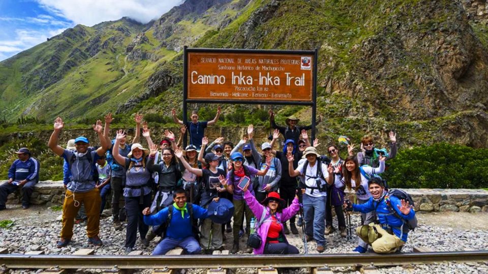 Inca Jungle Trek to Machu Picchu 3 D/ 2 N - Itinerary Day 2