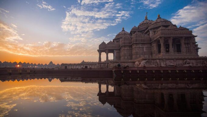 India: Luxury Golden Triangle Tour With Private Guide - Important Information