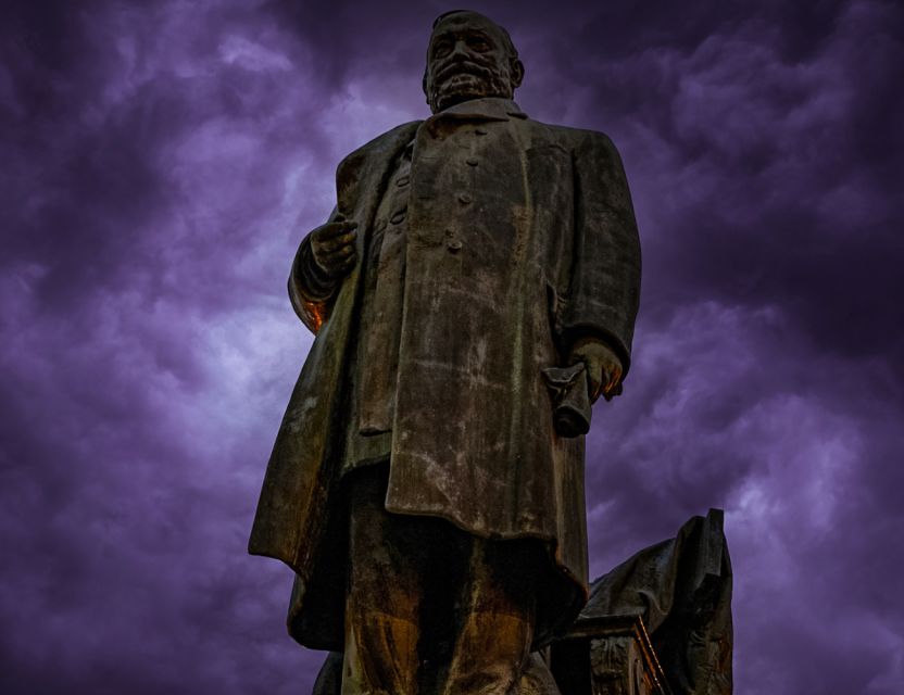 Indianapolis: Crossroads Ghosts Haunted Walking Tour - Saving the Citys Governors Mansion