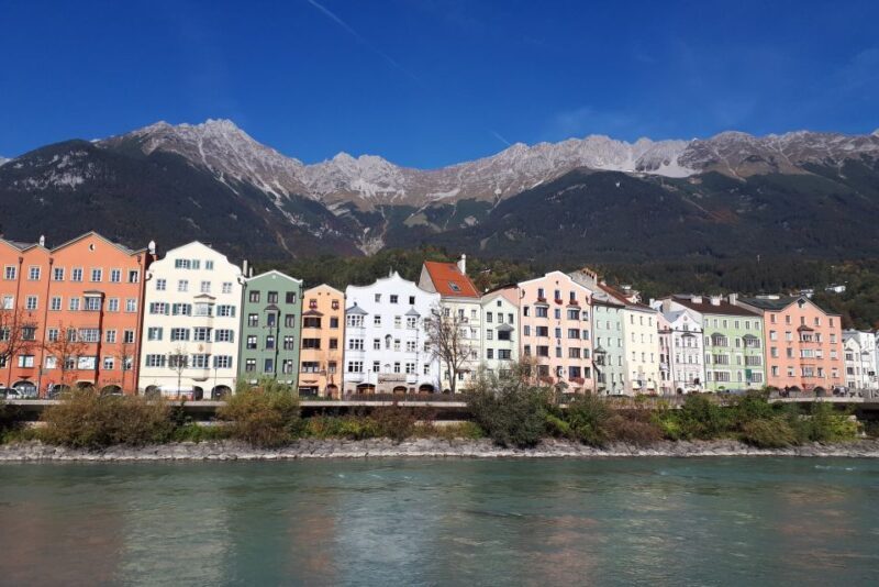Innsbruck: Capture the most Photogenic Spots with a Local - Analyzing the Cost and Value
