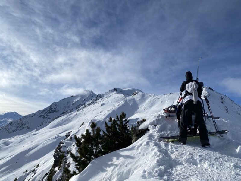 Innsbruck: Priv. Guided Snowy Mountain Hike /Snowshoe´s - A Deep Dive into the Experience