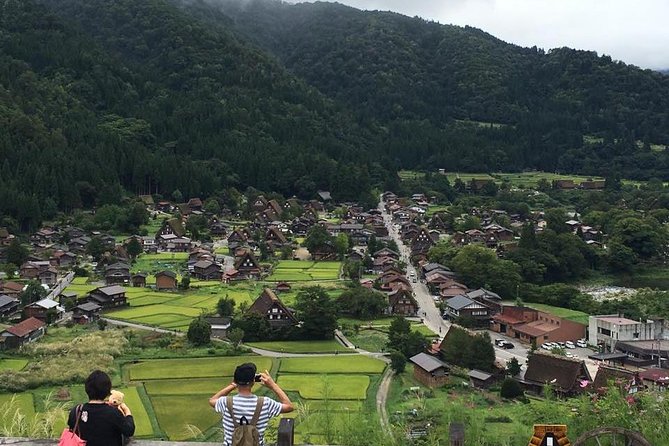 [Input TEXT TRANSLATED INTO English]:Weekend Only! World Heritage Shirakawago Day Bus Tour From Kanazawa Station - Key Points