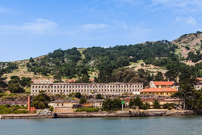 Inside Alcatraz: The Bay Your Way - Food and Beverage Options