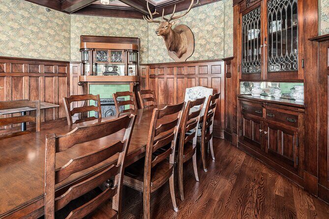 Insider Tour of Historic River Forest Manor - Who Will Love This Tour?