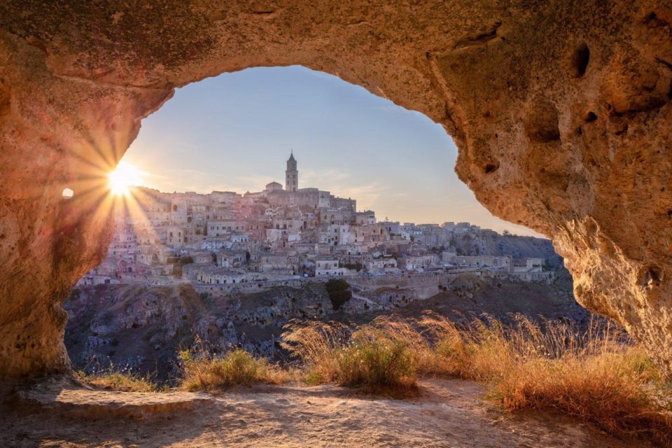 Insightful Matera Walking Tour for Couples - Discover Piazza San Pietro Caveoso