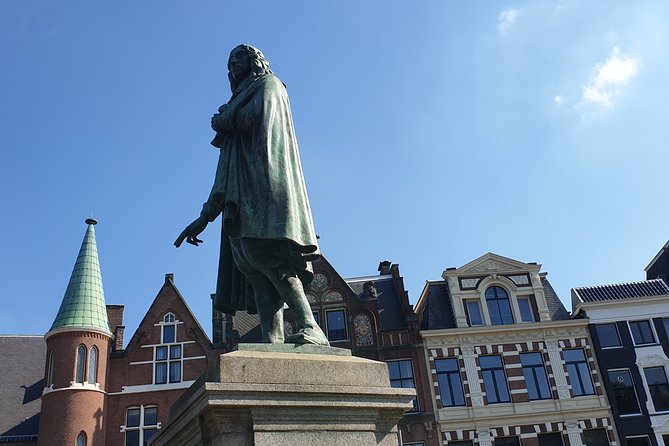 Inspirational Freedom Walking Tour in The Hague - Tour Overview
