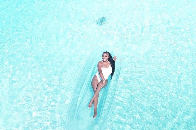 Instagram-Ready Clear Kayak Drone Photoshoot, Turks & Caicos - Key Points