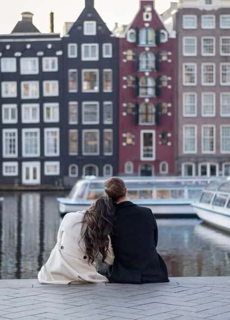 Instagram tour of Amsterdam with a private photographer - Key Points