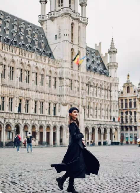 Instagram tour of Brussels with a private photographer - Exploring the Details of the Brussels Instagram Tour