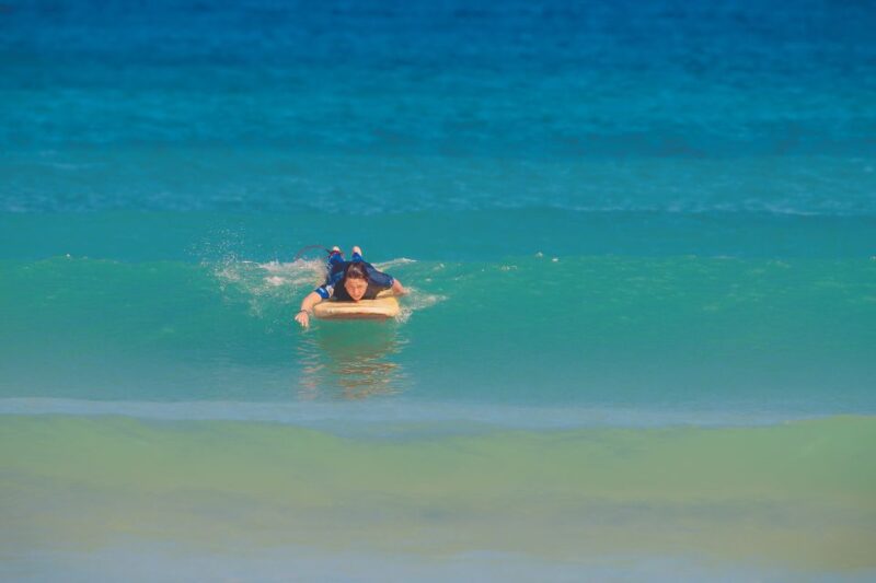 Intermediate & Advenced Surf Course in Fuerteventuras South - Key Points