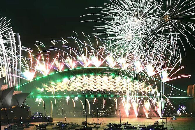 Intimate Sydney Harbour All-Inclusive New Year's Eve Cruise - Key Points