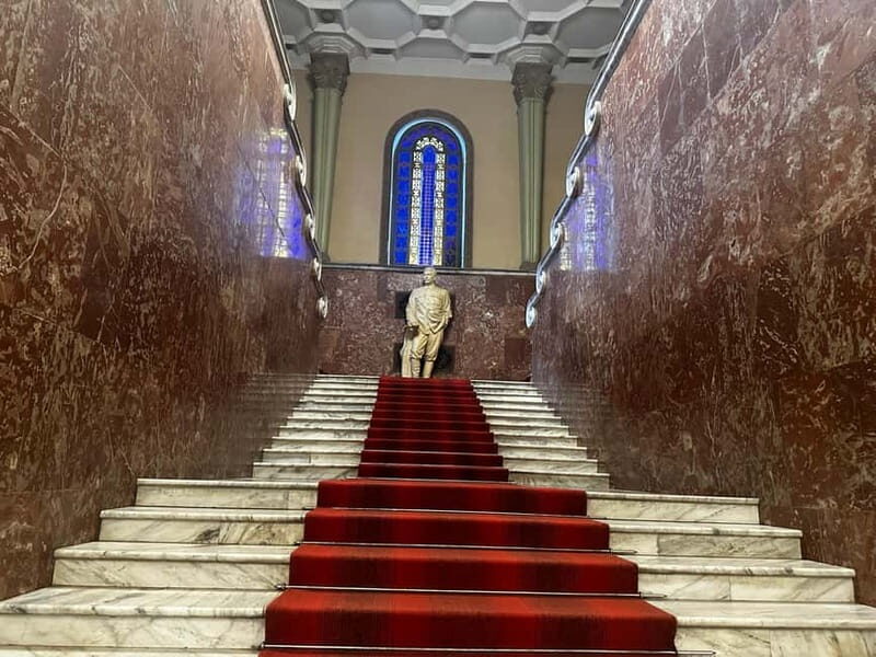 Into the footsteps of Joseph Stalin - Individual tour - Who Would Love This Tour?