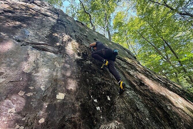 Intro to Rock Climbing in Blairstown NJ - Who Should Consider This Tour?